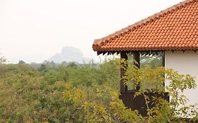 Sigiriya Jungles